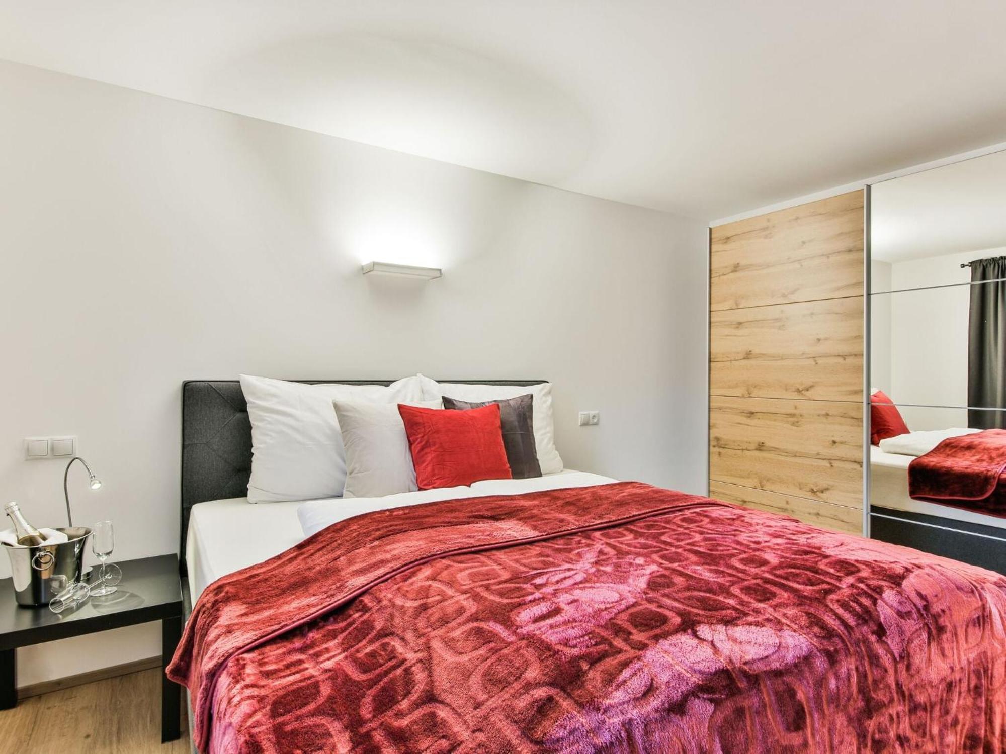 Elegant Apartment In Inzing With Terrace ภายนอก รูปภาพ