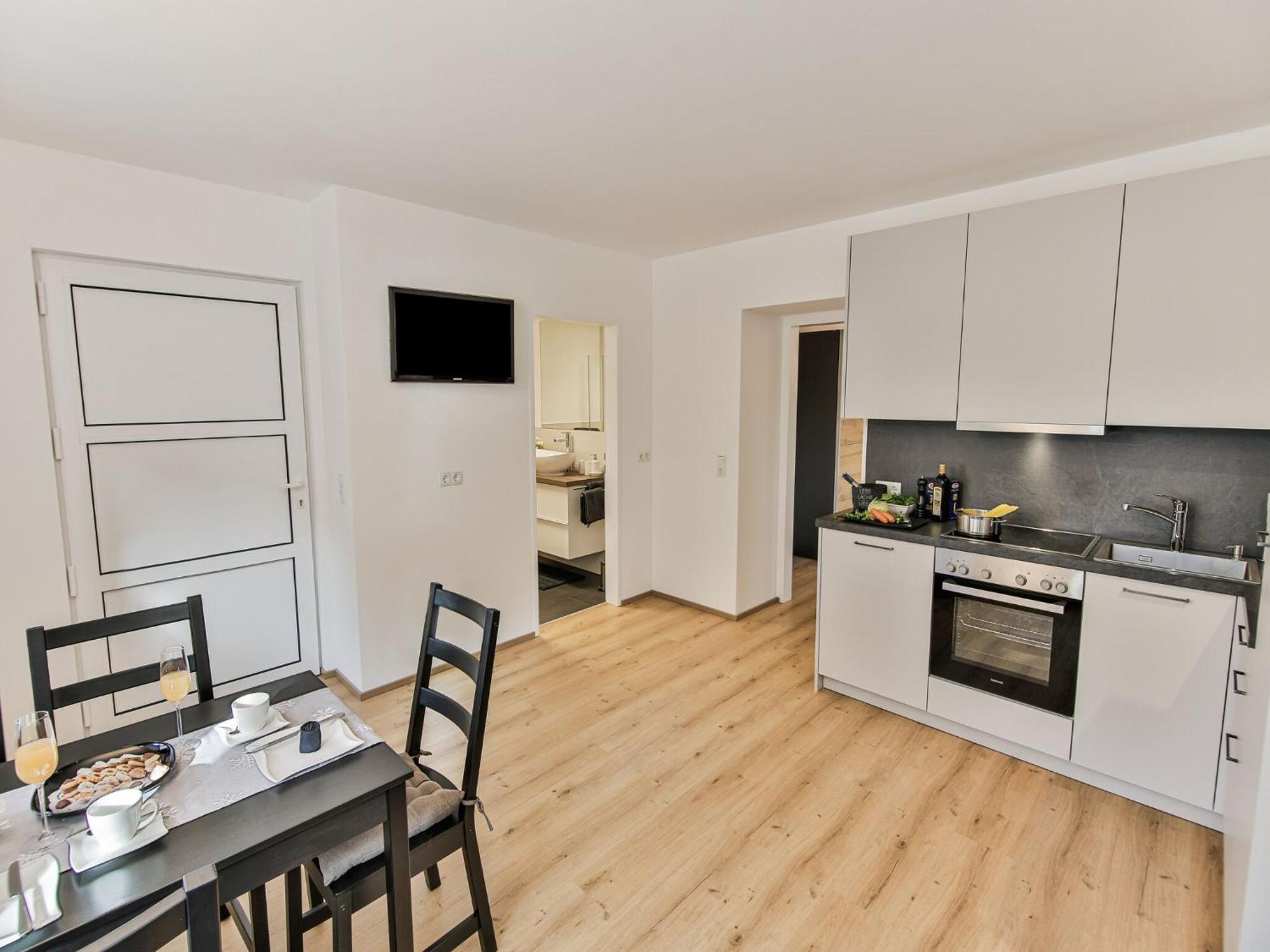 Elegant Apartment In Inzing With Terrace ภายนอก รูปภาพ