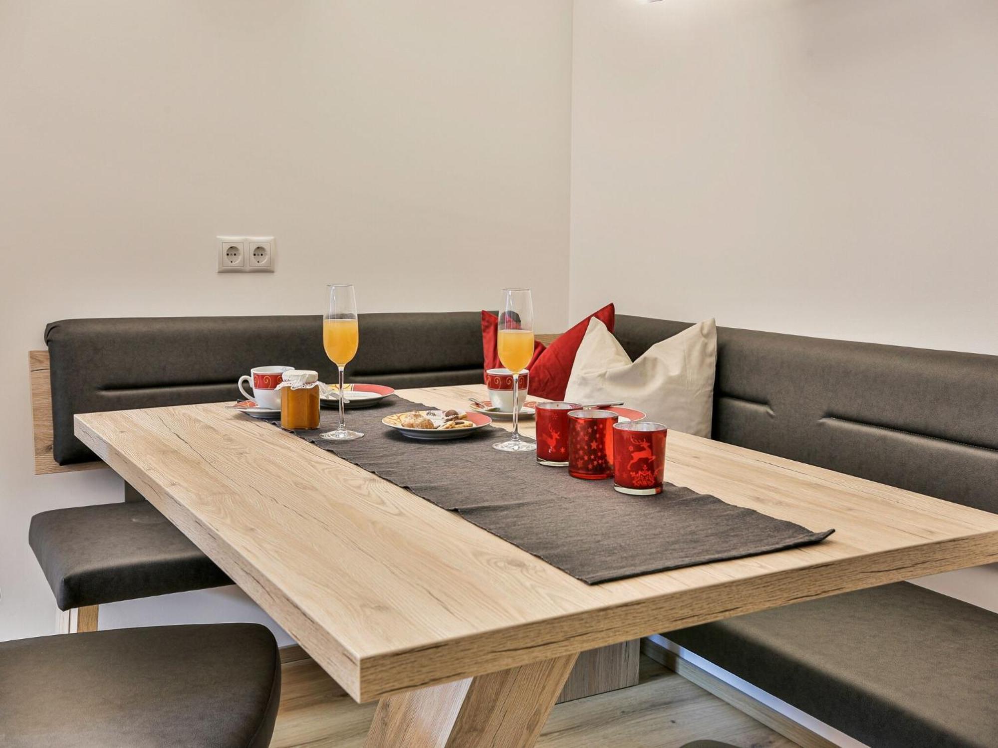 Elegant Apartment In Inzing With Terrace ภายนอก รูปภาพ